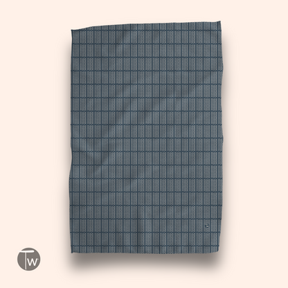 Breezy Bay Illusion | The Perfect Towel